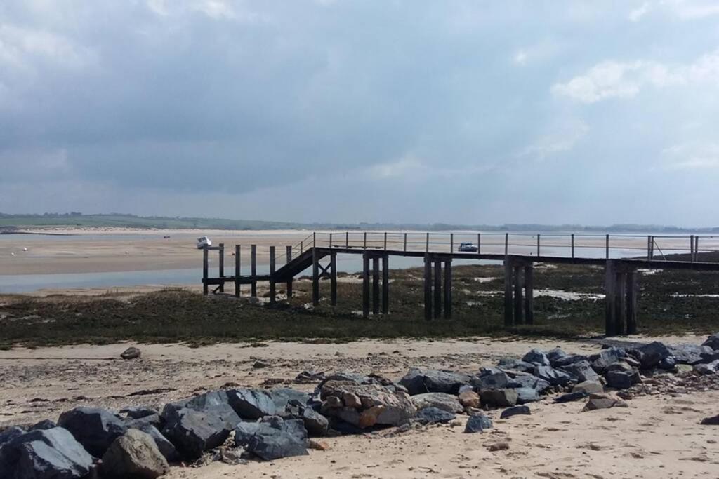 Gite Ouest De La Pointe D'Agon מראה חיצוני תמונה