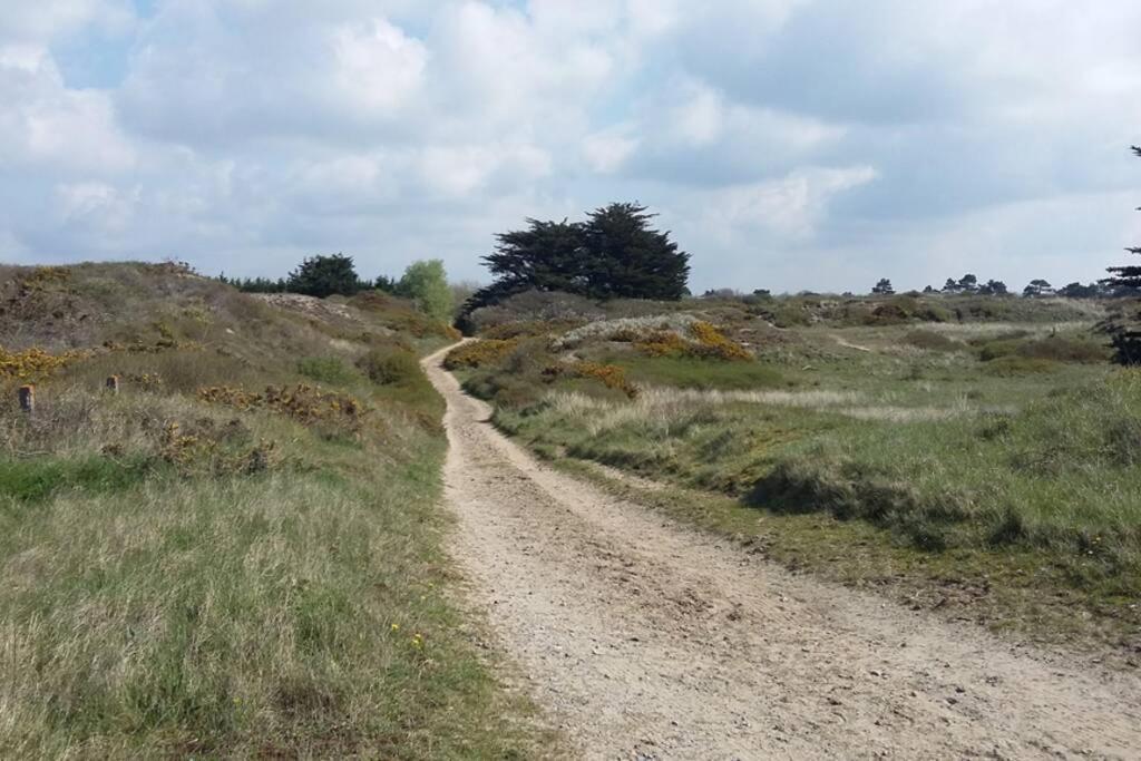 Gite Ouest De La Pointe D'Agon מראה חיצוני תמונה