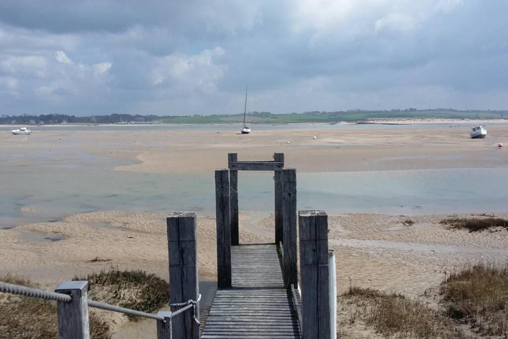 Gite Ouest De La Pointe D'Agon מראה חיצוני תמונה